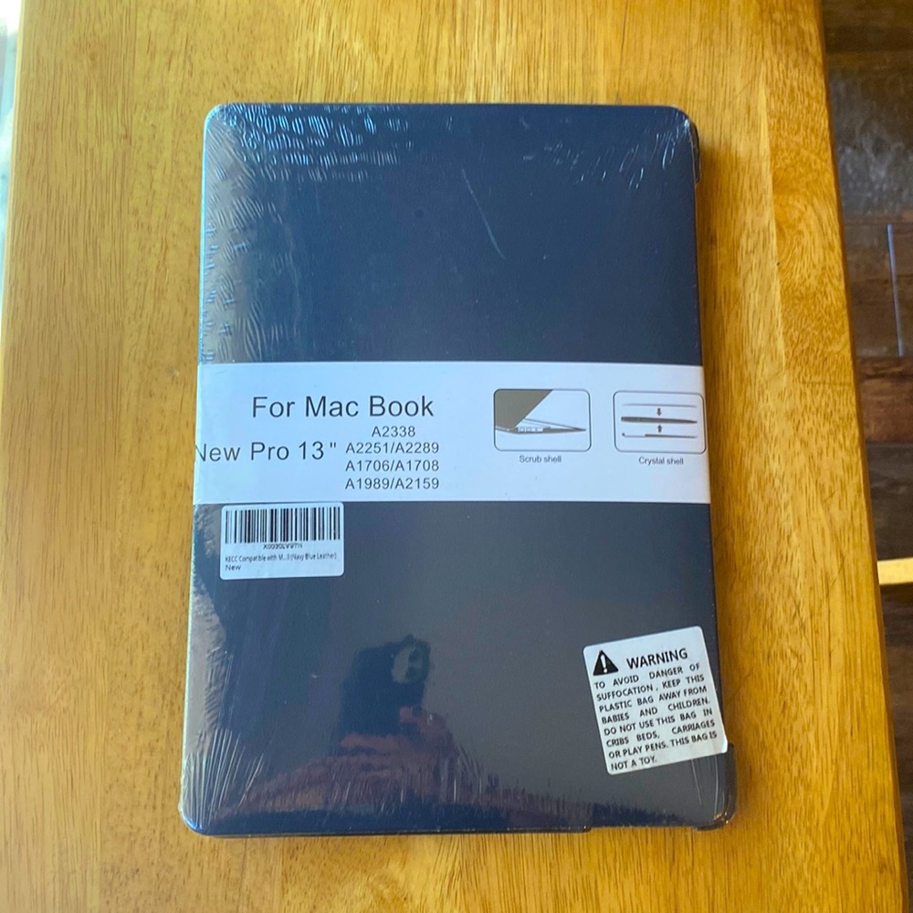 NWT Hard Case Shell for MacBook Air 13”. Keyboard Skin included.
